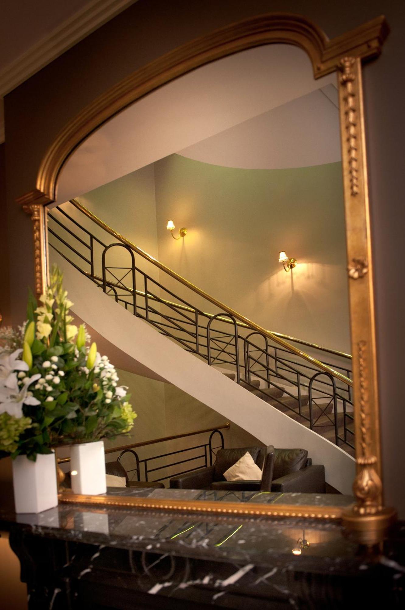 Beau Monde International Otel Doncaster East Dış mekan fotoğraf