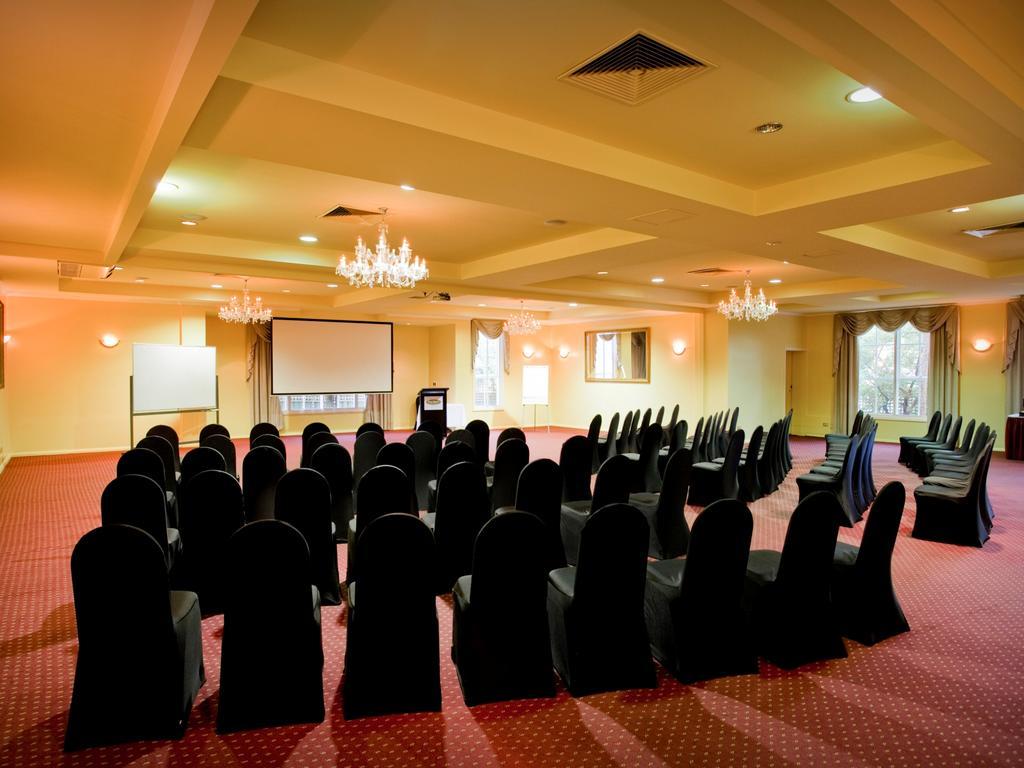 Beau Monde International Otel Doncaster East Dış mekan fotoğraf