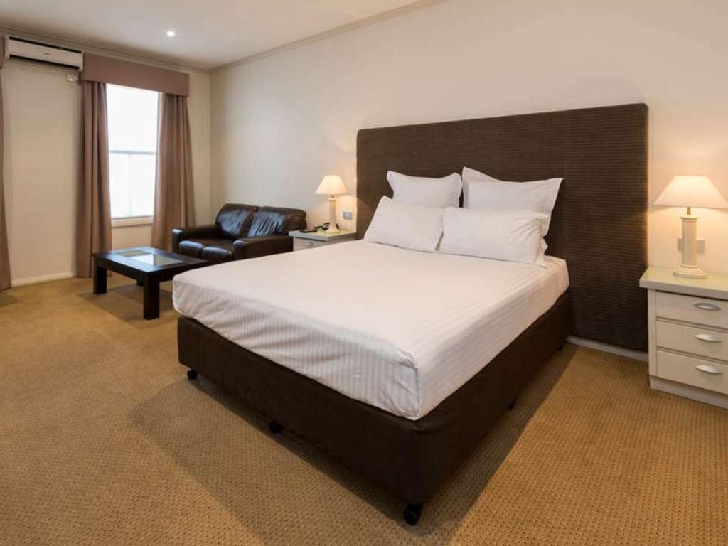 Beau Monde International Otel Doncaster East Oda fotoğraf