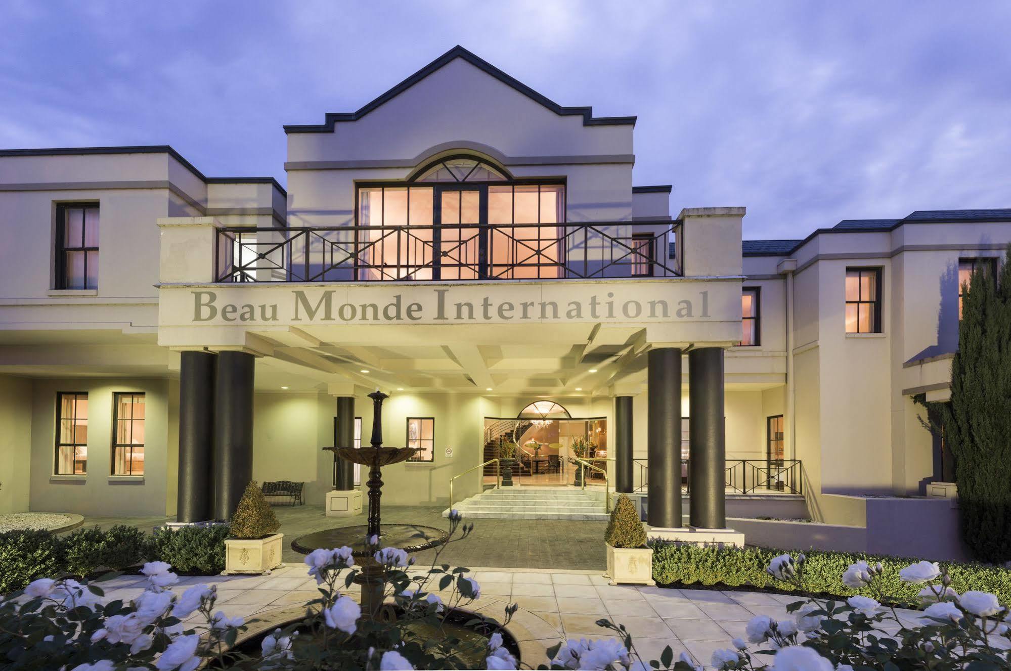 Beau Monde International Otel Doncaster East Dış mekan fotoğraf