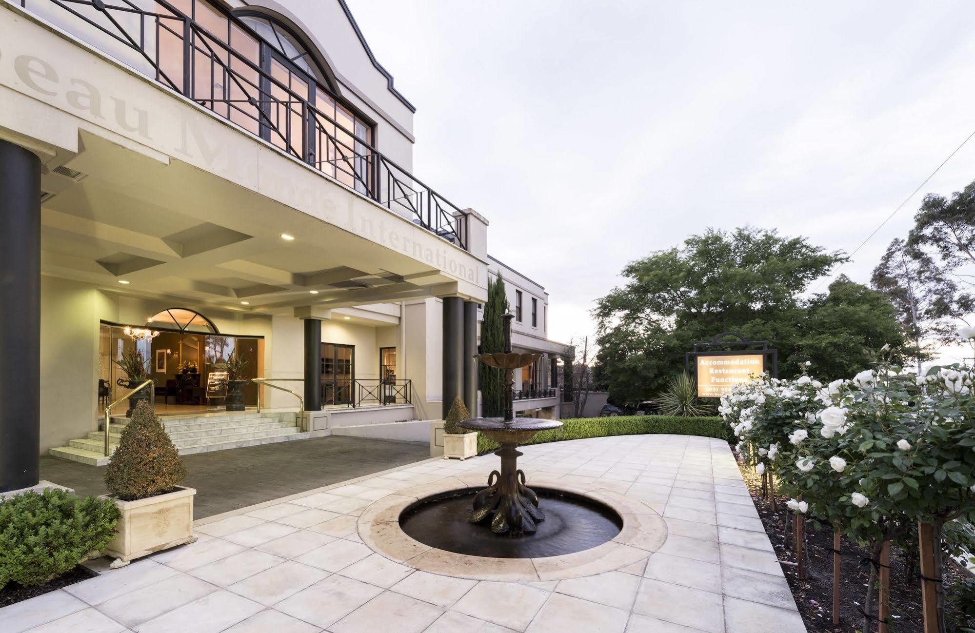 Beau Monde International Otel Doncaster East Dış mekan fotoğraf