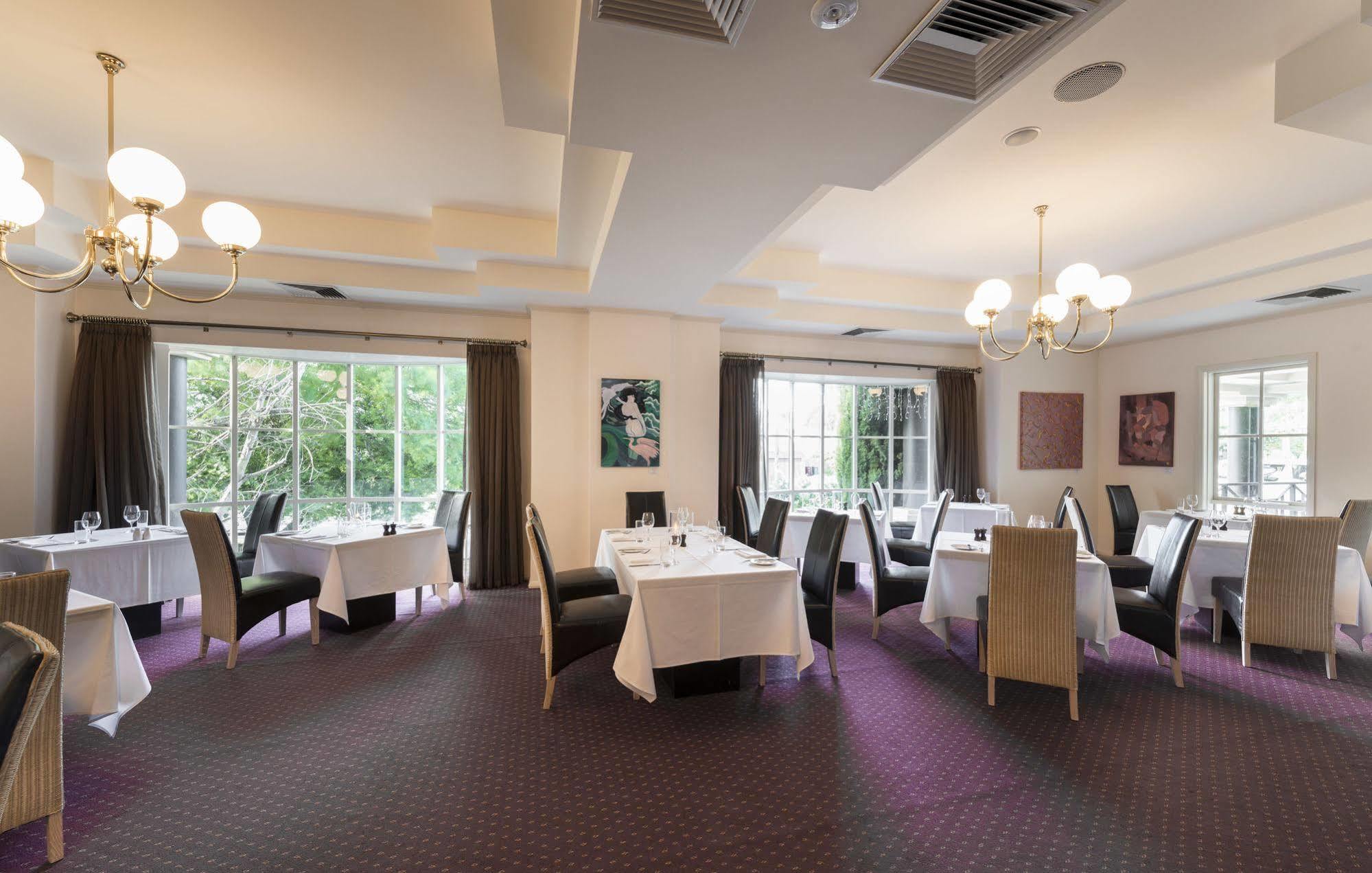 Beau Monde International Otel Doncaster East Dış mekan fotoğraf
