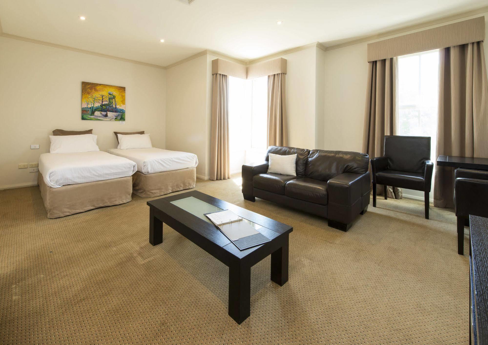 Beau Monde International Otel Doncaster East Dış mekan fotoğraf