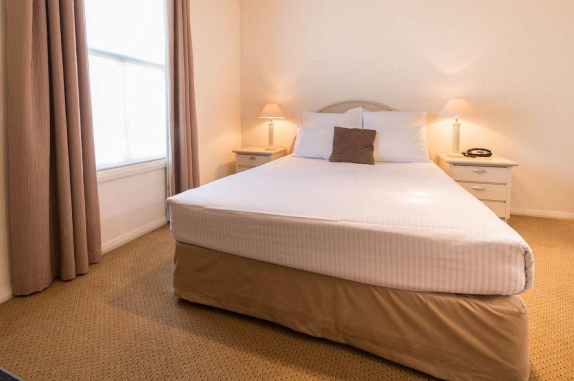 Beau Monde International Otel Doncaster East Dış mekan fotoğraf