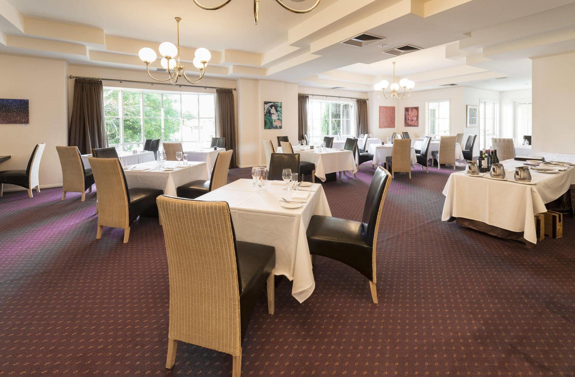 Beau Monde International Otel Doncaster East Dış mekan fotoğraf