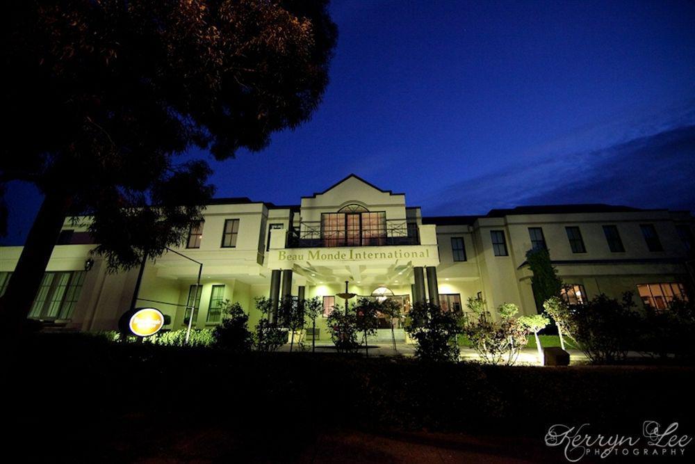 Beau Monde International Otel Doncaster East Dış mekan fotoğraf